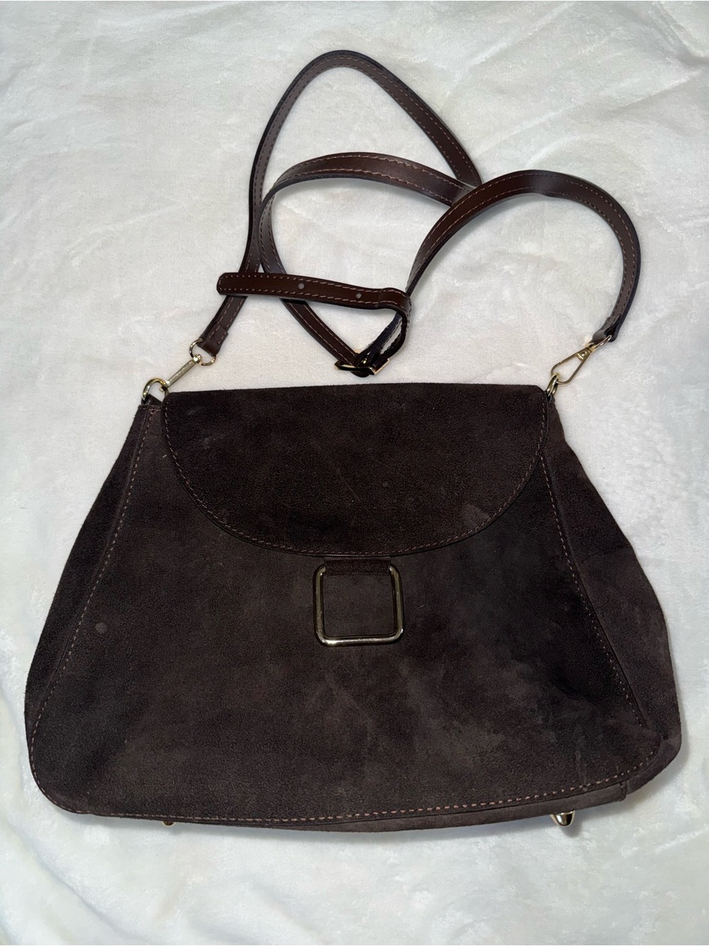 Lilium Firenze chocolate brown suede shoulder bag featuring a distinctive square